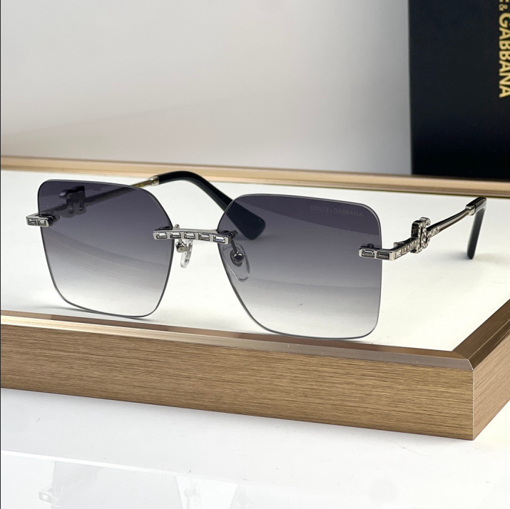 Dolce & Gabbana DG Sunglasses – Oversized Square Frame with Crystal DG Logo | Gold & Black