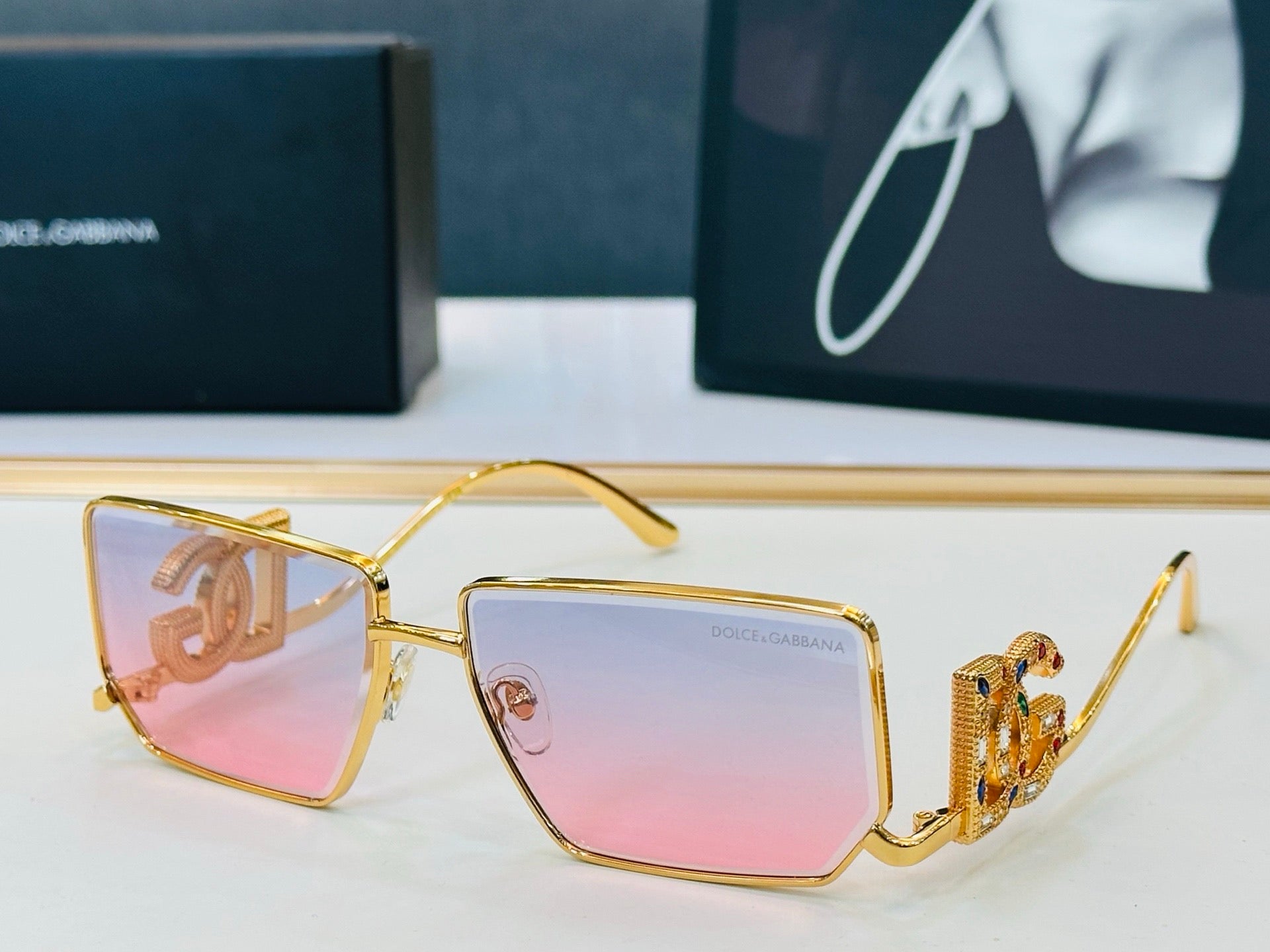 Dolce & Gabbana DG Sunglasses – Oversized Square Frame with Crystal DG Logo
