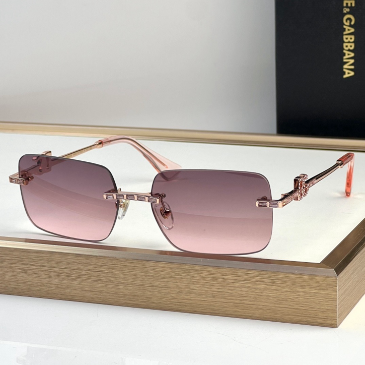 Dolce & Gabbana DG Sunglasses – Oversized Square Frame with Crystal DG Logo | Gold & Black