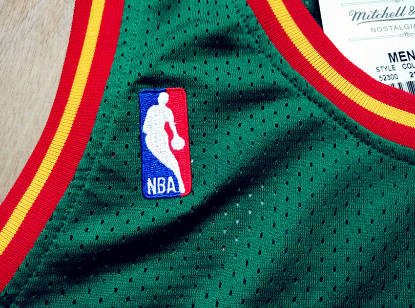 Gary Payton #20 Seattle SuperSonics Green 1995-96 Hardwood Classics Swingman Jersey – Mitchell & Ness Red Side Panel