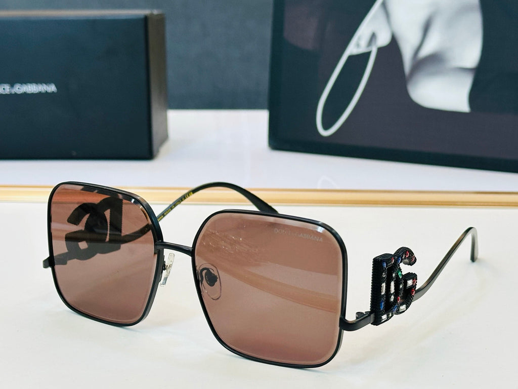 Dolce & Gabbana DG Sunglasses – Oversized Square Frame with Crystal DG Logo | Gold, Silver & Black