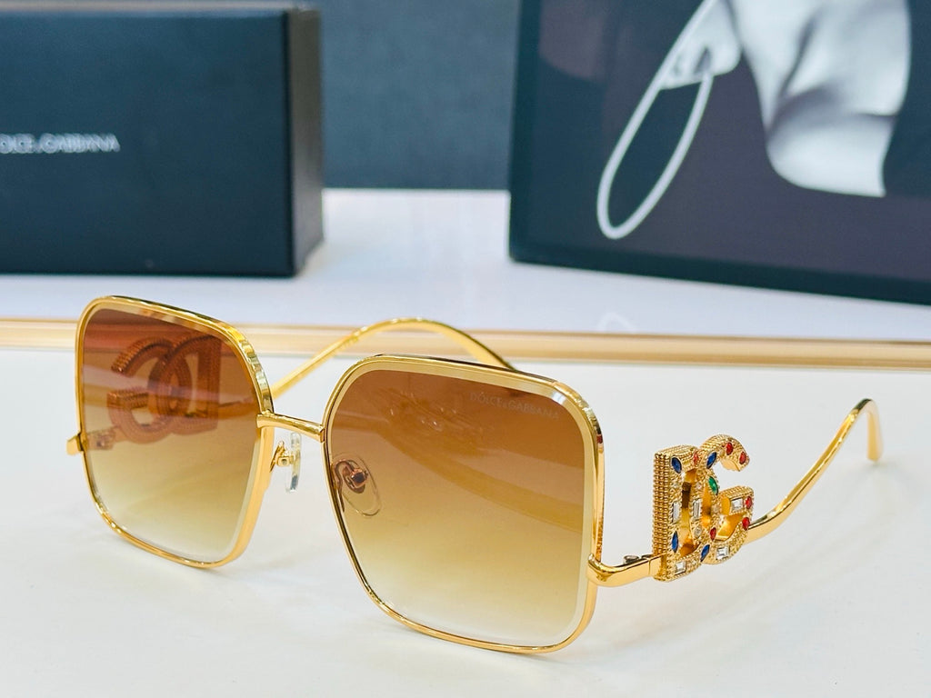 Dolce & Gabbana DG Sunglasses – Oversized Square Frame with Crystal DG Logo | Gold, Silver & Black