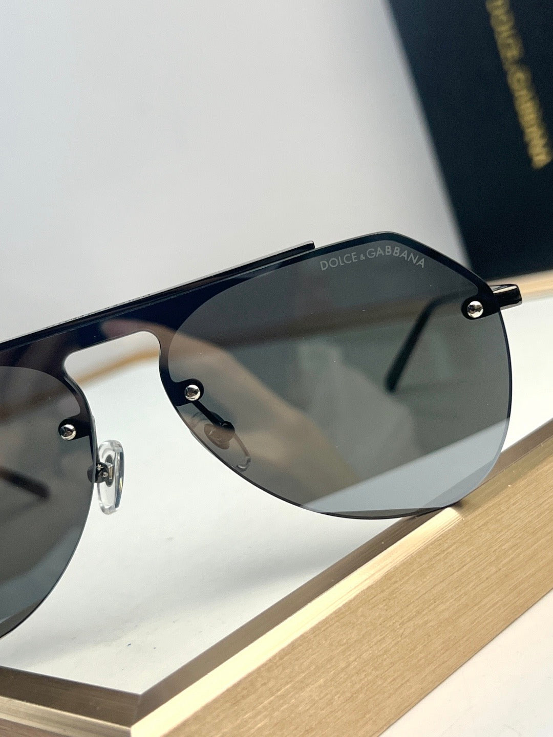 Dolce & Gabbana DG Sunglasses – Oversized Square Frame with Crystal DG Logo | Gold & Black