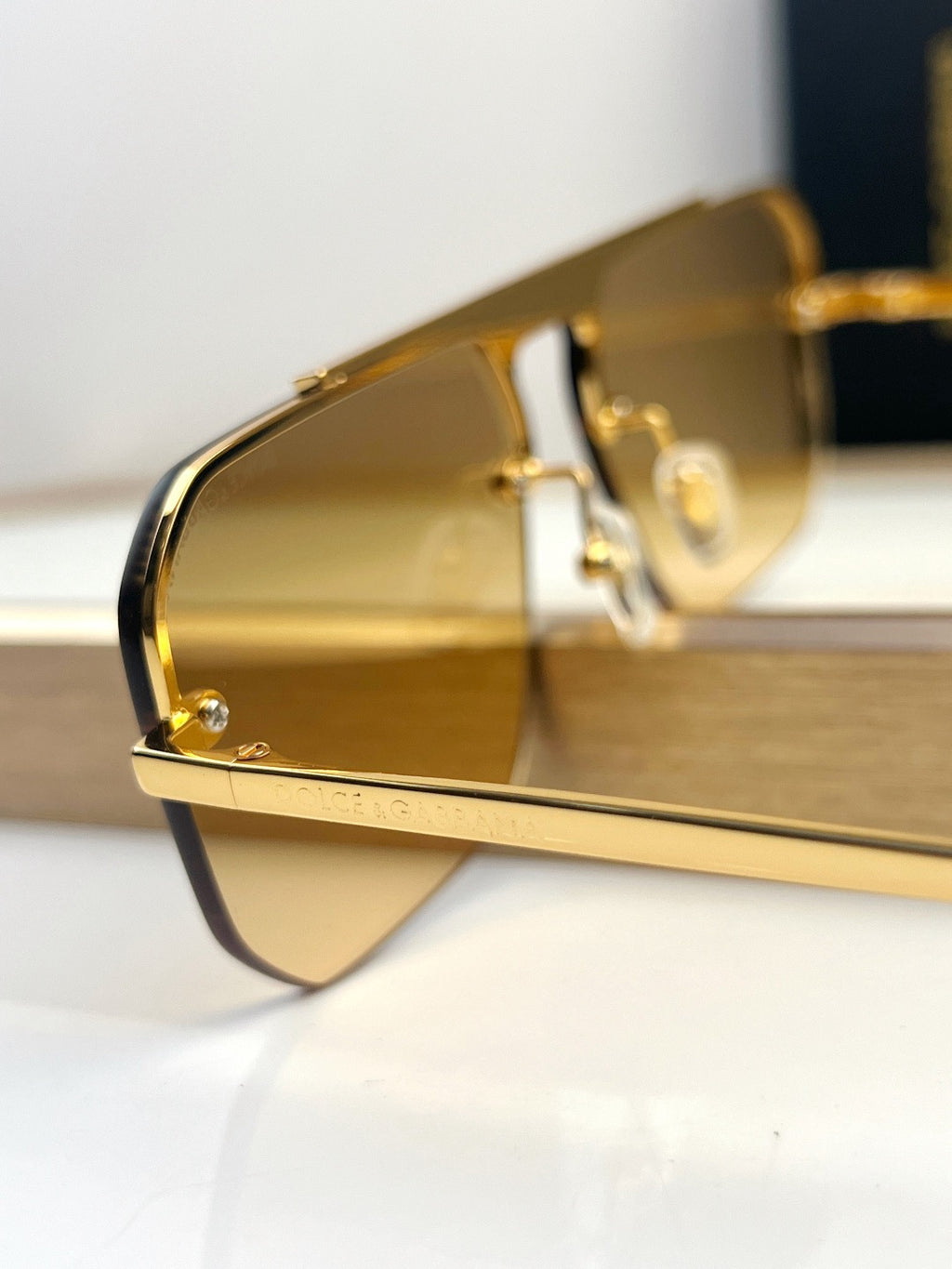 Dolce & Gabbana DG Sunglasses – Oversized Square Frame with Crystal DG Logo