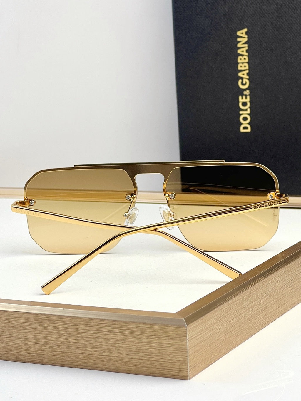 Dolce & Gabbana DG Sunglasses – Oversized Square Frame with Crystal DG Logo