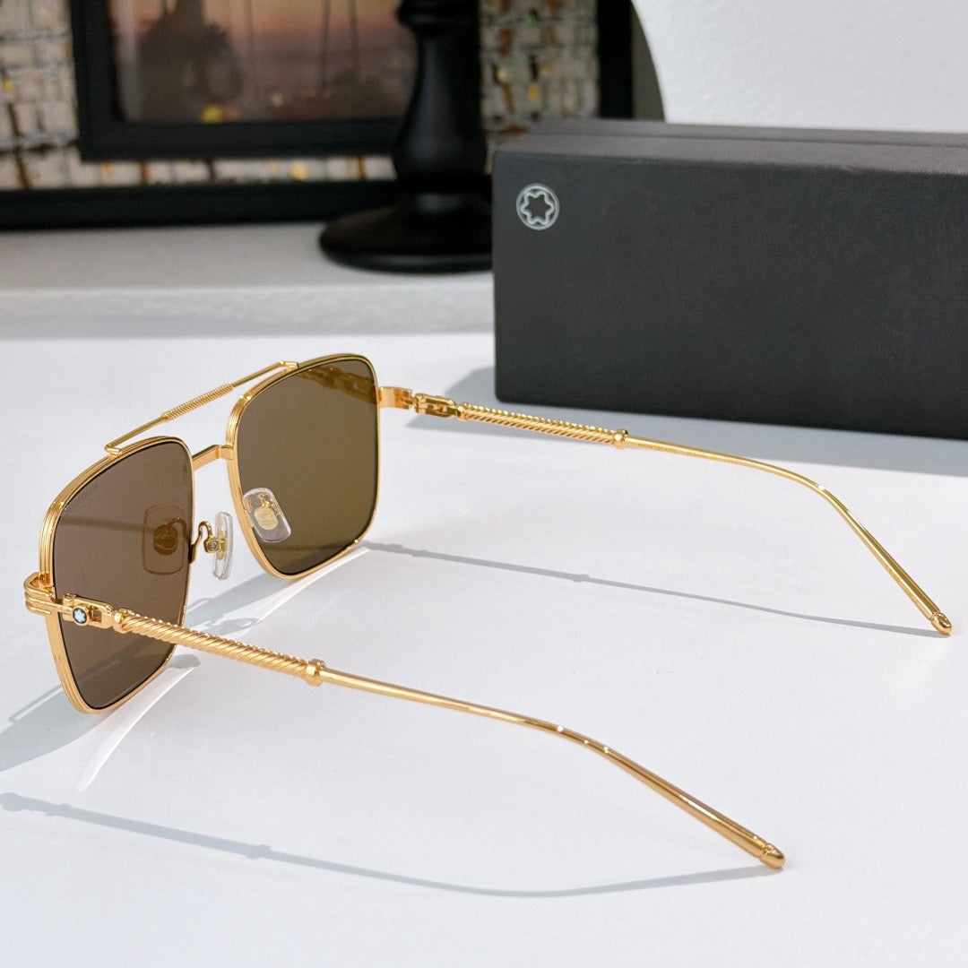 Dolce & Gabbana DG Sunglasses – Oversized Square Frame with Crystal DG Logo