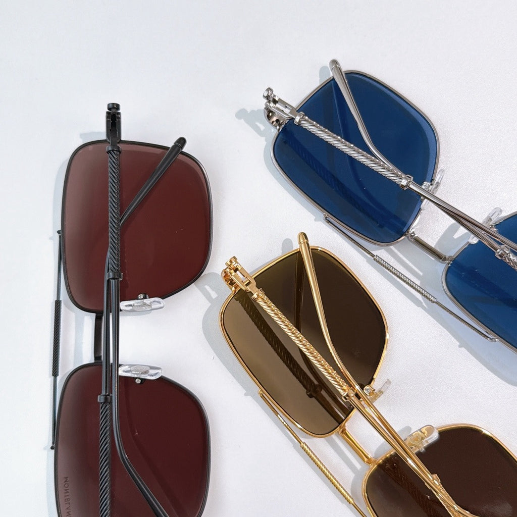 Dolce & Gabbana DG Sunglasses – Oversized Square Frame with Crystal DG Logo