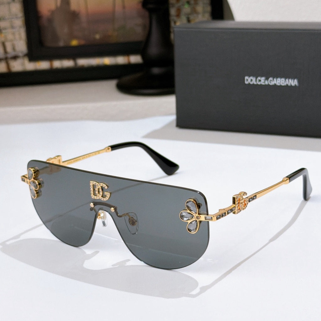 Dolce & Gabbana DG Sunglasses – Oversized Square Frame with Crystal DG Logo | Gold & Black