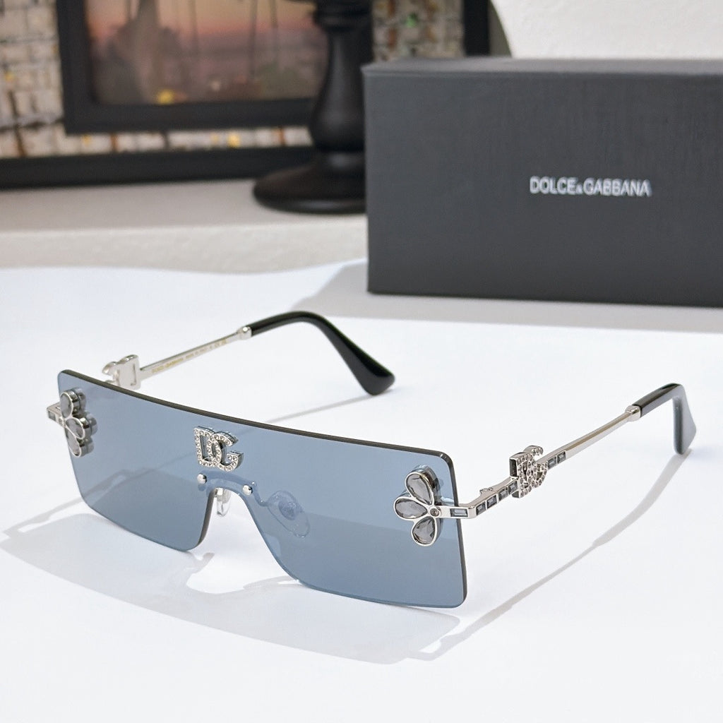 Dolce & Gabbana DG Sunglasses – Oversized Square Frame with Crystal DG Logo | Gold & Black
