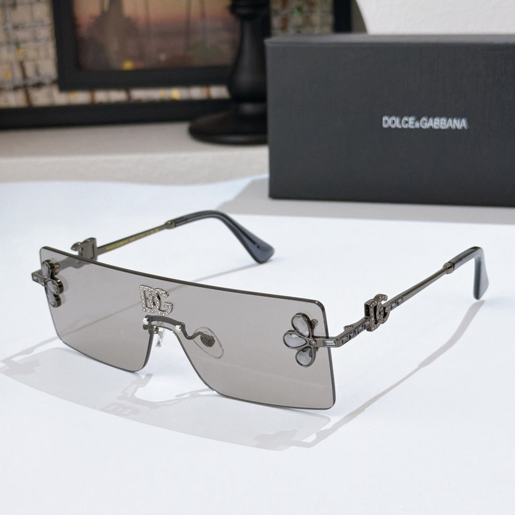 Dolce & Gabbana DG Sunglasses – Oversized Square Frame with Crystal DG Logo | Gold & Black