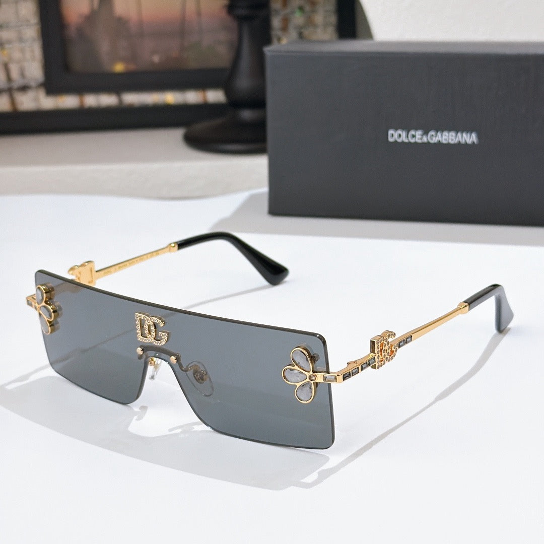 Dolce & Gabbana DG Sunglasses – Oversized Square Frame with Crystal DG Logo | Gold & Black