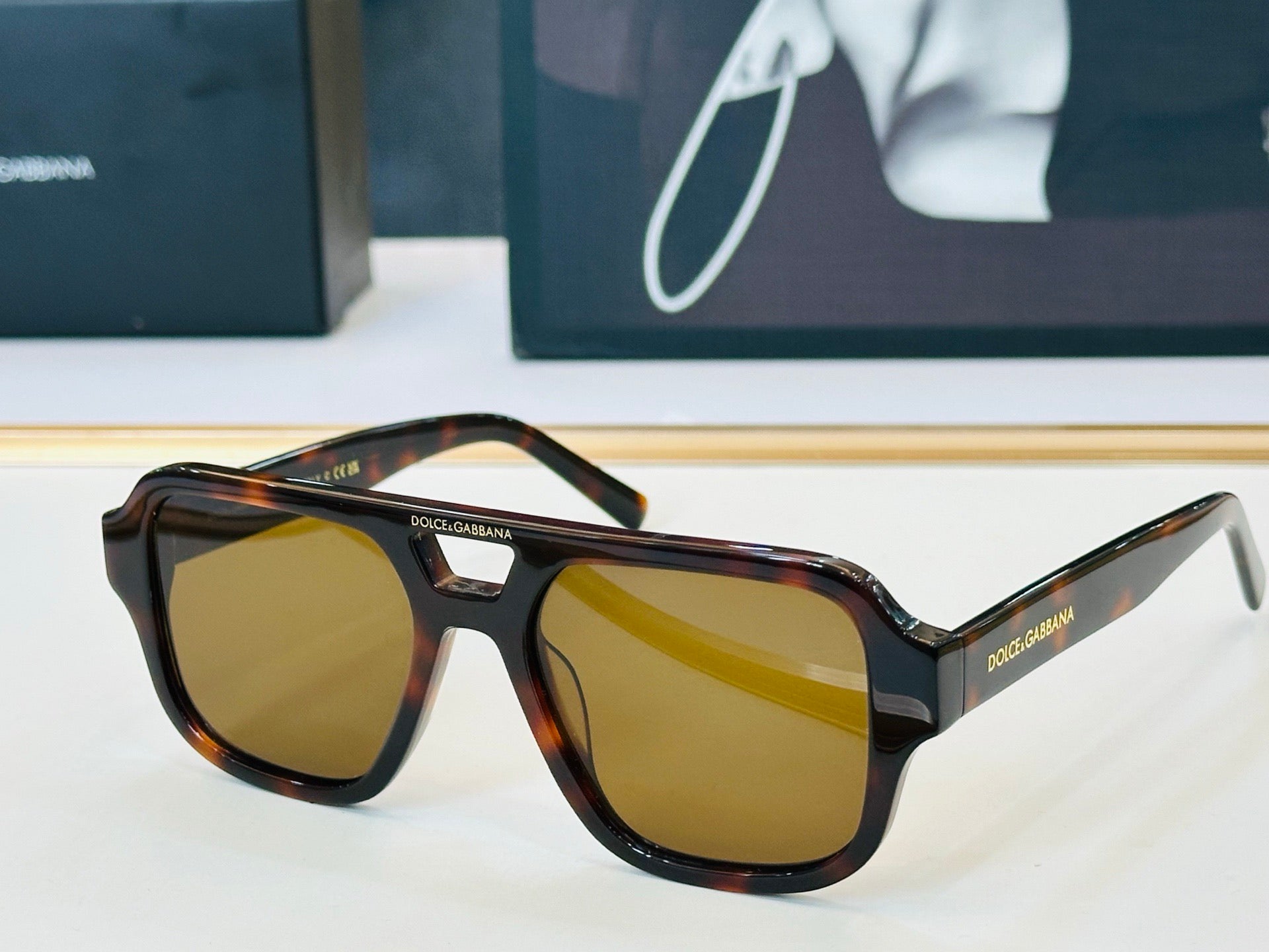Dolce & Gabbana DG Sunglasses – Oversized Square Frame with Crystal DG Logo