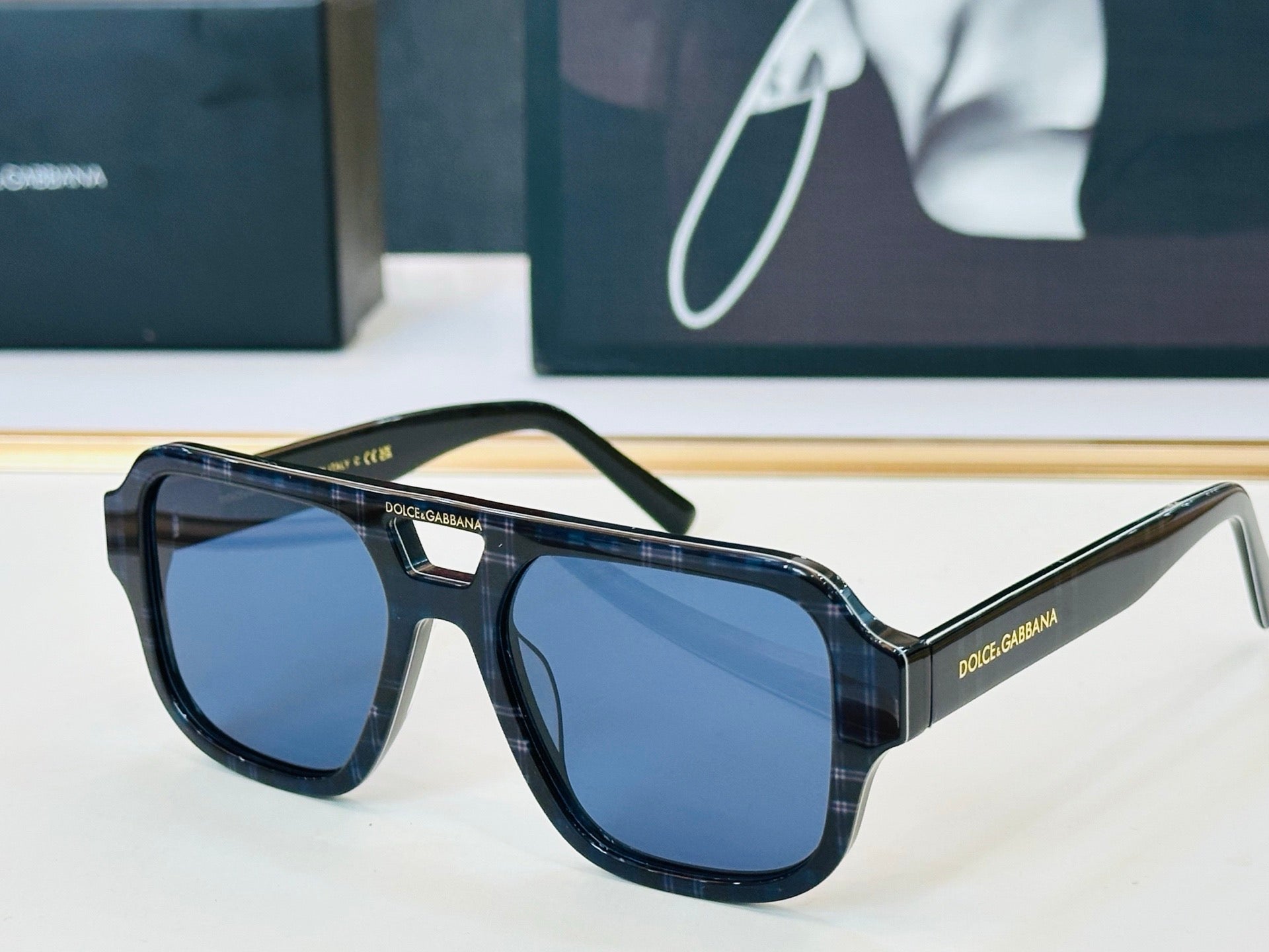 Dolce & Gabbana DG Sunglasses – Oversized Square Frame with Crystal DG Logo