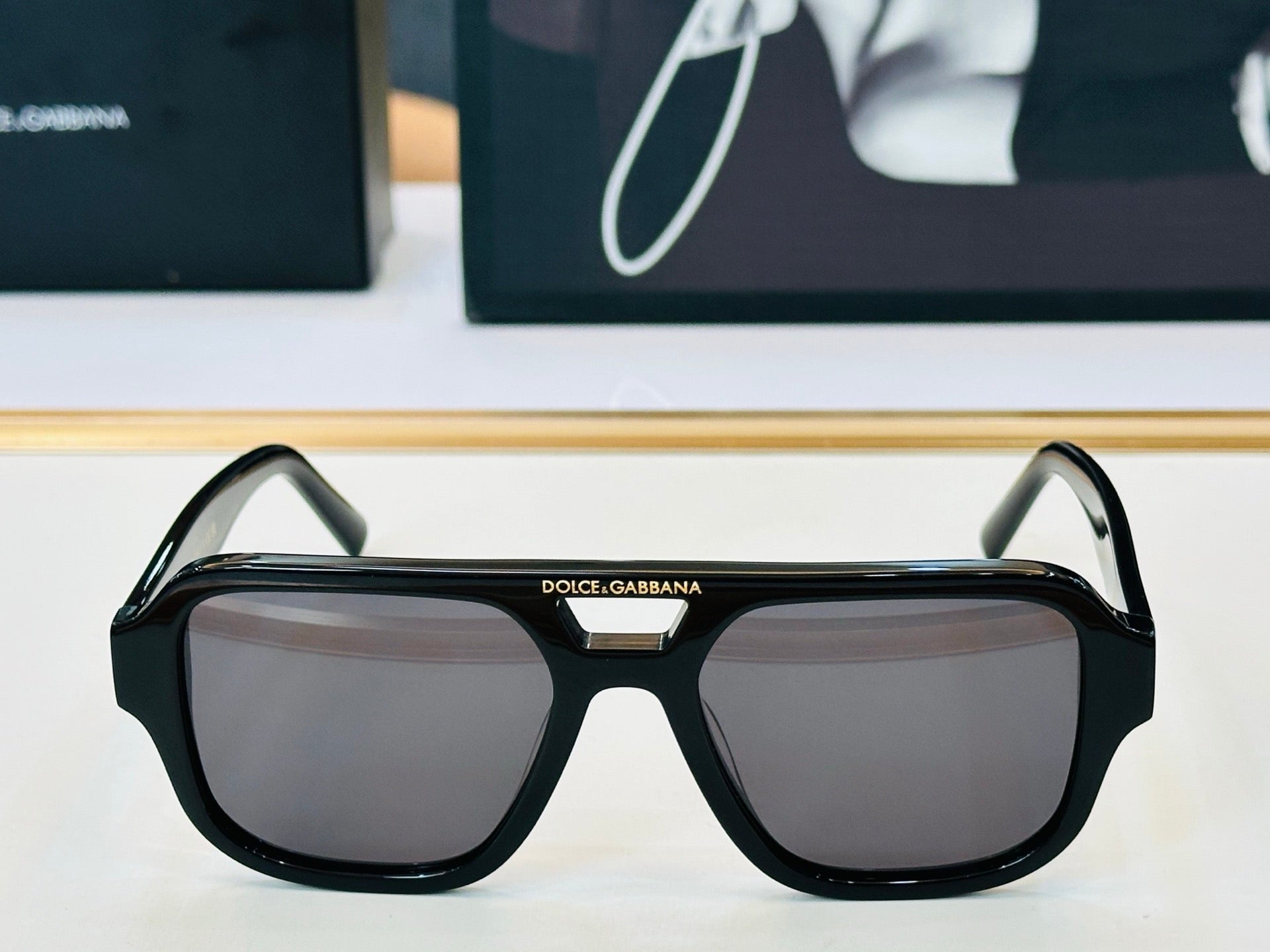 Dolce & Gabbana DG Sunglasses – Oversized Square Frame with Crystal DG Logo
