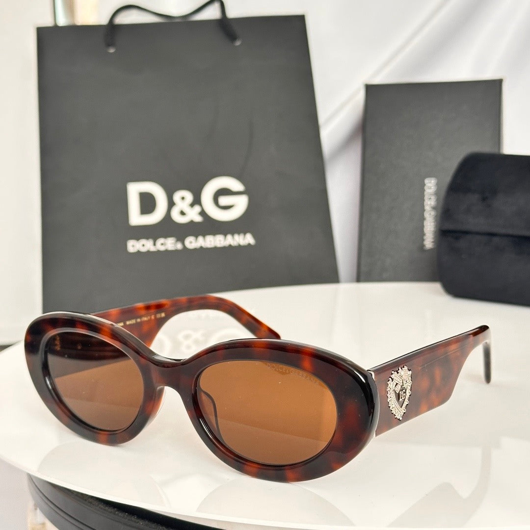 Dolce & Gabbana DG Sunglasses – Oversized Square Frame with Crystal DG Logo