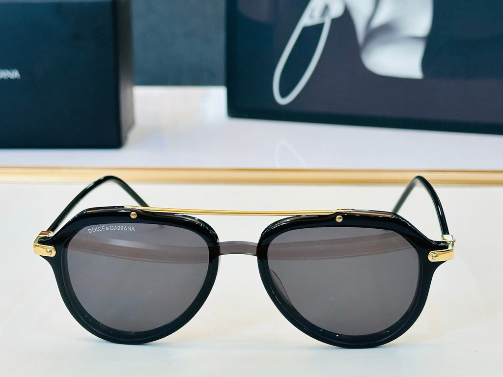 Dolce & Gabbana DG Sunglasses – Oversized Square Frame with Crystal DG Logo