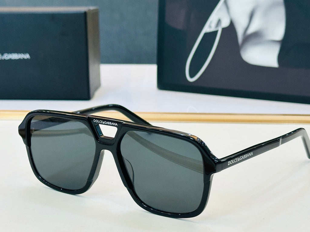 Dolce & Gabbana DG Sunglasses – Oversized Square Frame with Crystal DG Logo