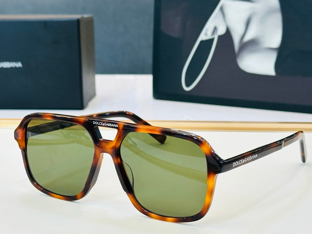 Dolce & Gabbana DG Sunglasses – Oversized Square Frame with Crystal DG Logo
