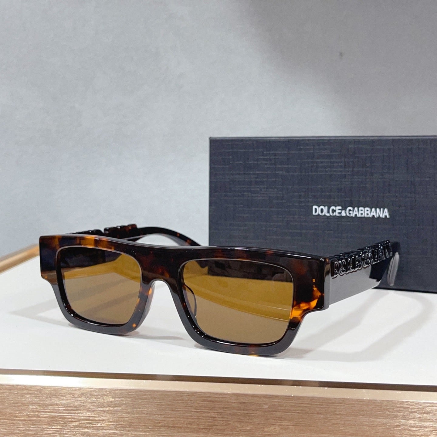 Dolce & Gabbana DG Sunglasses – Oversized Square Frame with Crystal DG Logo