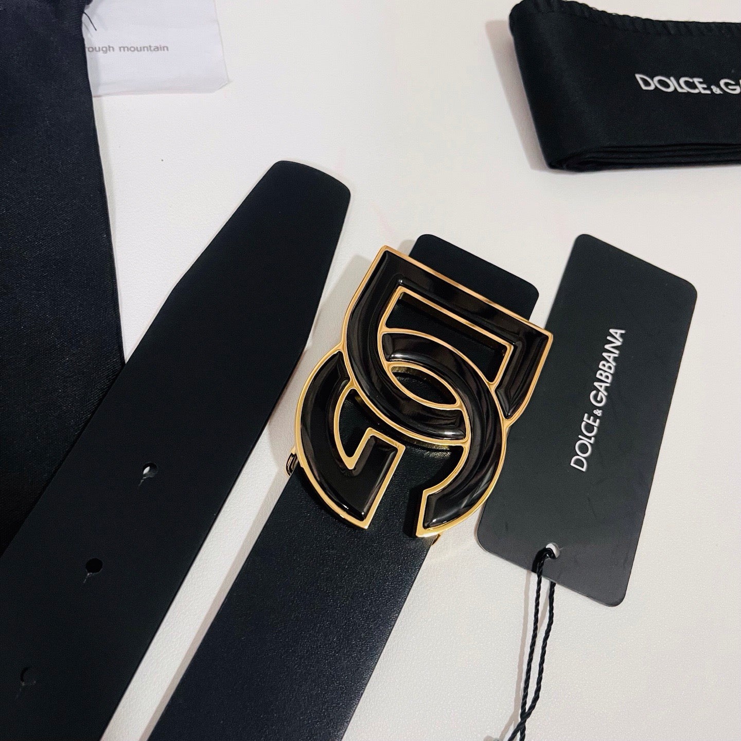 Dolce & Gabbana DG Logo Leather Belt – Gold / Silver / Black Buckle
