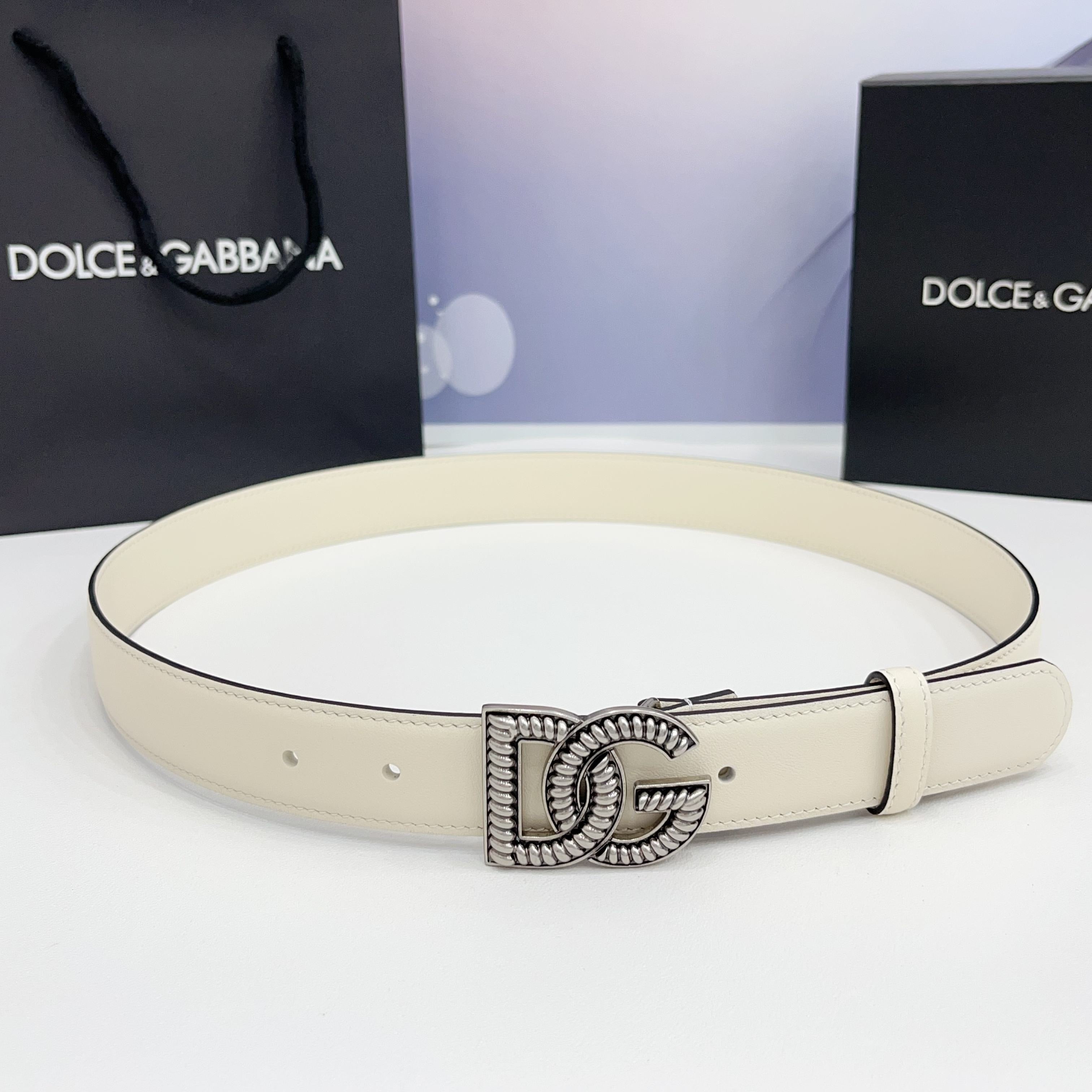 Dolce & Gabbana DG Logo Leather Belt – Gold / Silver / Black Buckle