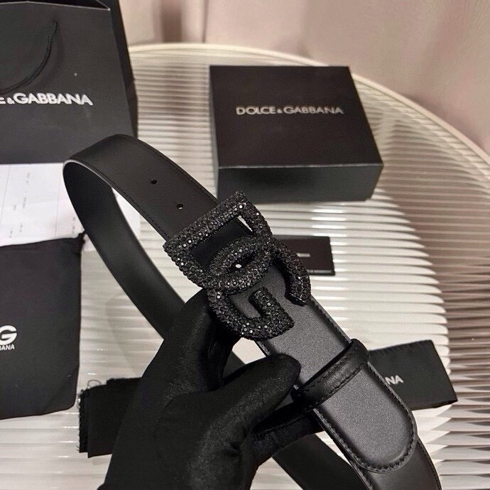 Dolce & Gabbana DG Logo Leather Belt – Gold / Silver / Black Buckl