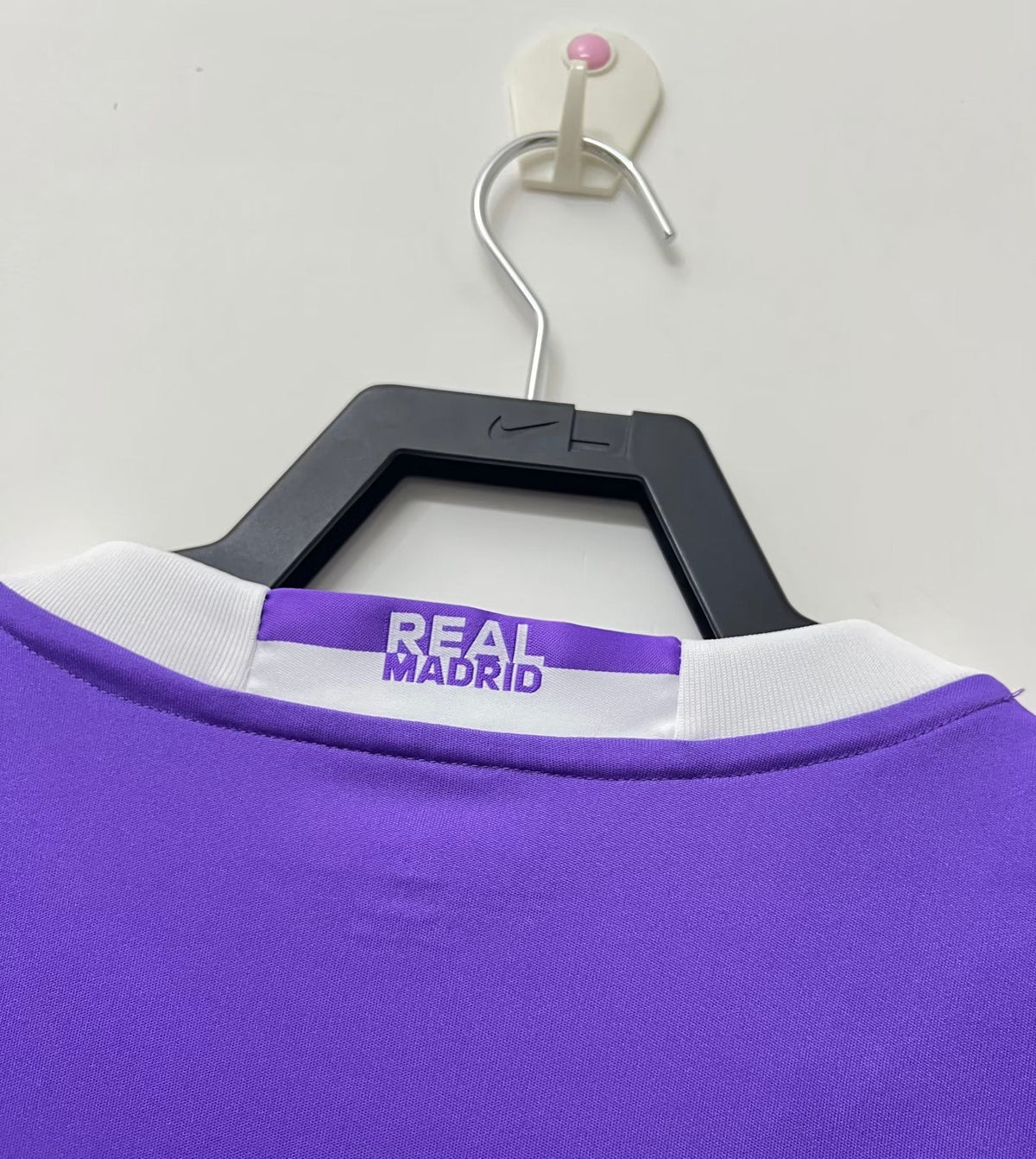 Real Madrid Long Sleeve Away Shirt - 2016-17