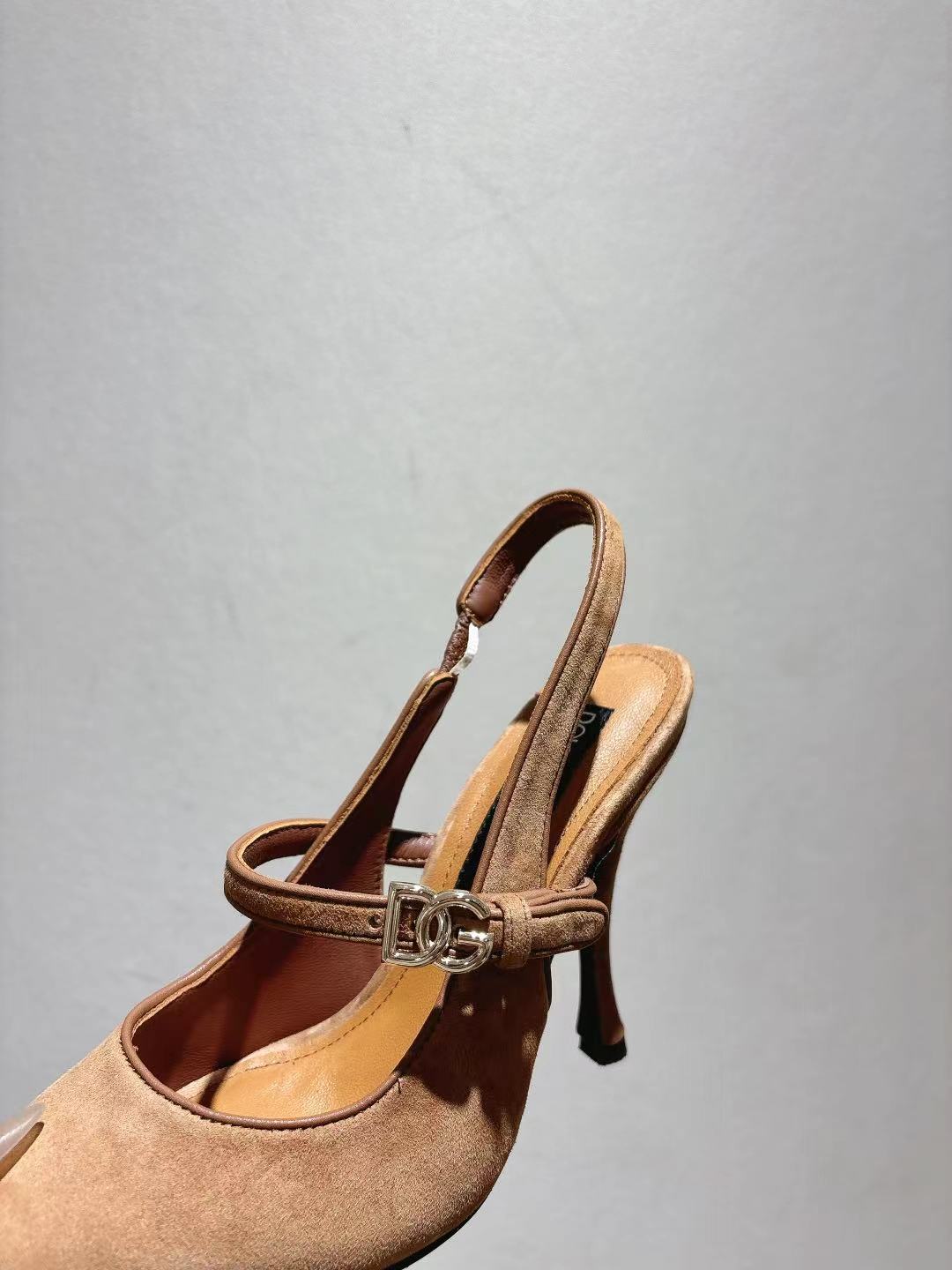 Dolce & Gabbana DG Women's Pointed-Toe Leather Heels