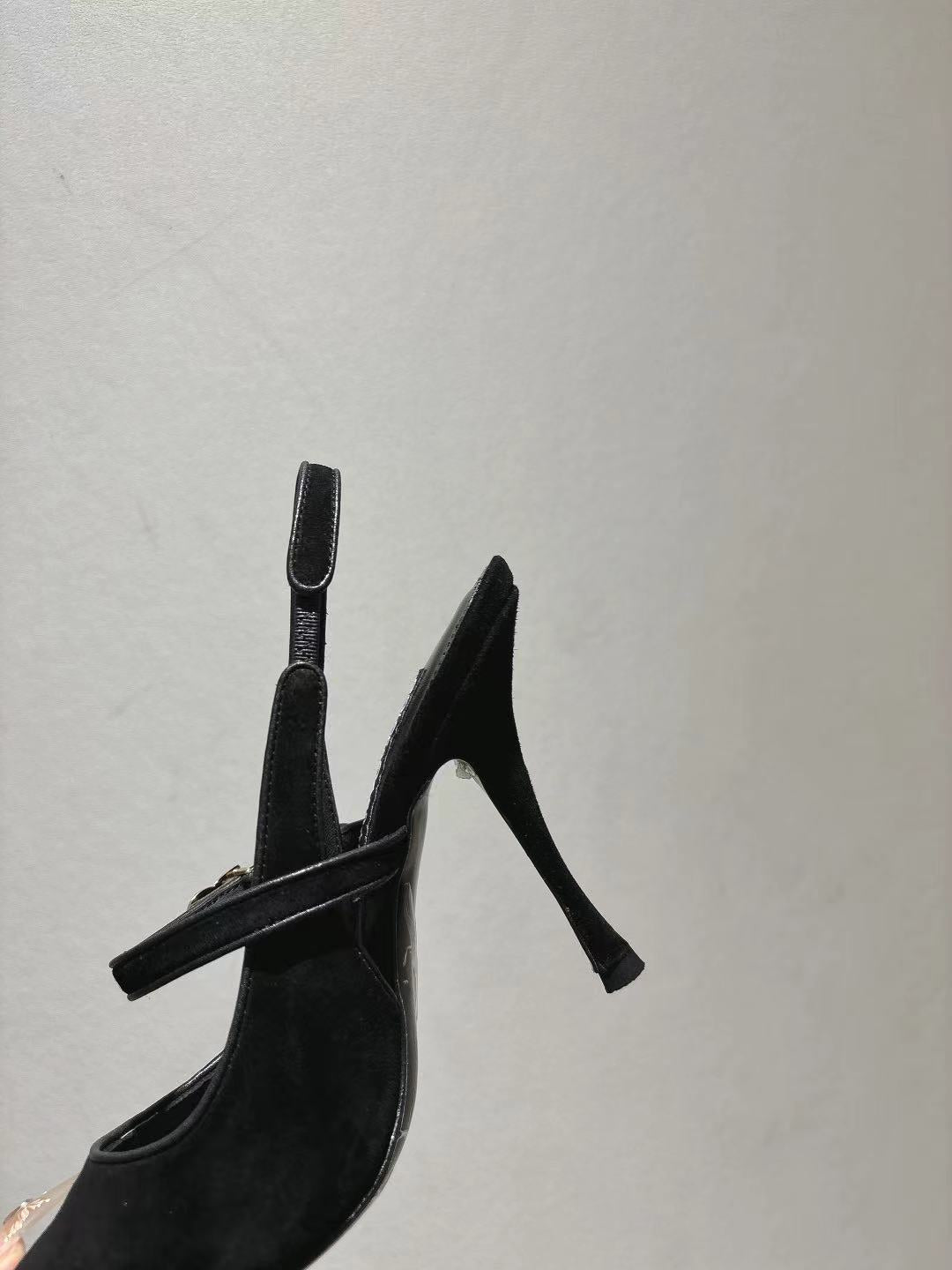 Dolce & Gabbana DG Women's Pointed-Toe Leather Heels