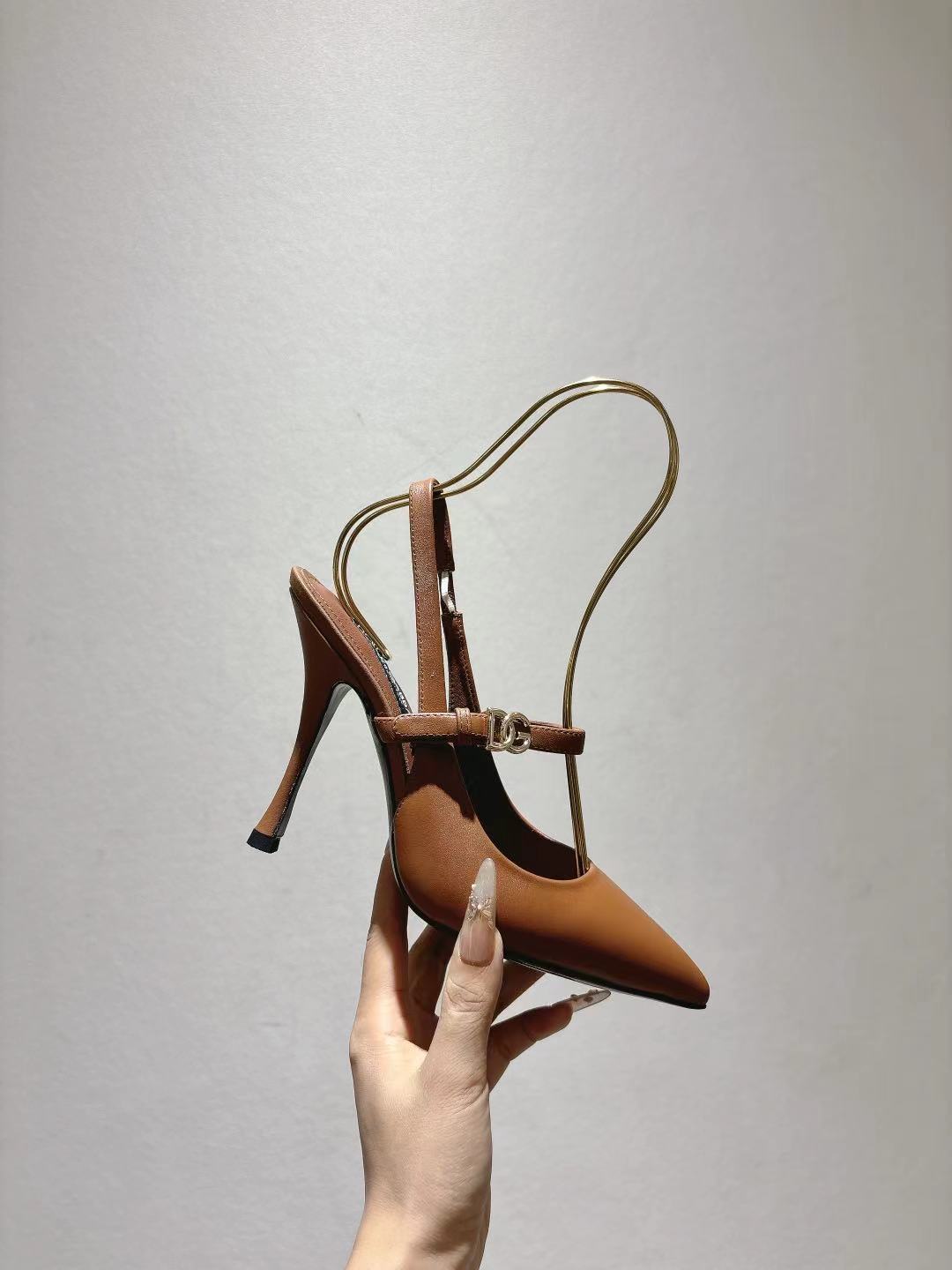 Dolce & Gabbana DG Women's Pointed-Toe Leather Heels