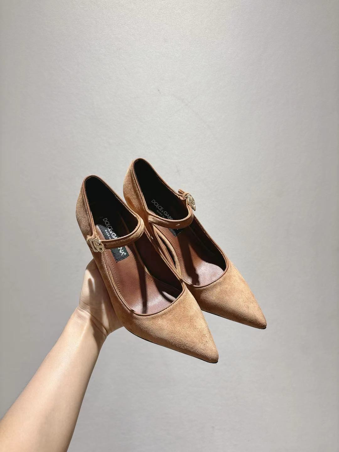 Dolce & Gabbana DG Women's Pointed-Toe Leather Heels