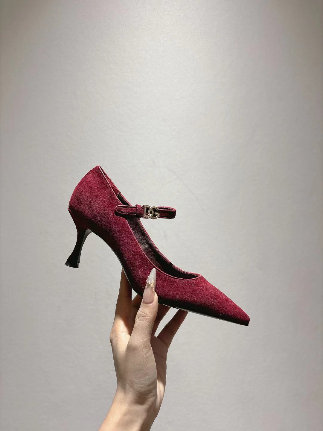 Dolce & Gabbana DG Women's Pointed-Toe Leather Heels