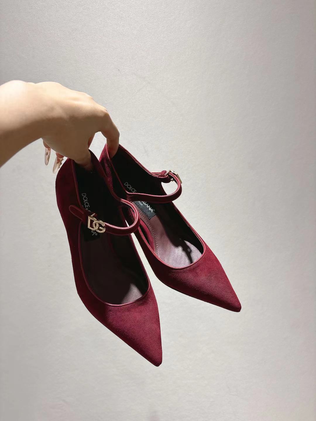 Dolce & Gabbana DG Women's Pointed-Toe Leather Heels