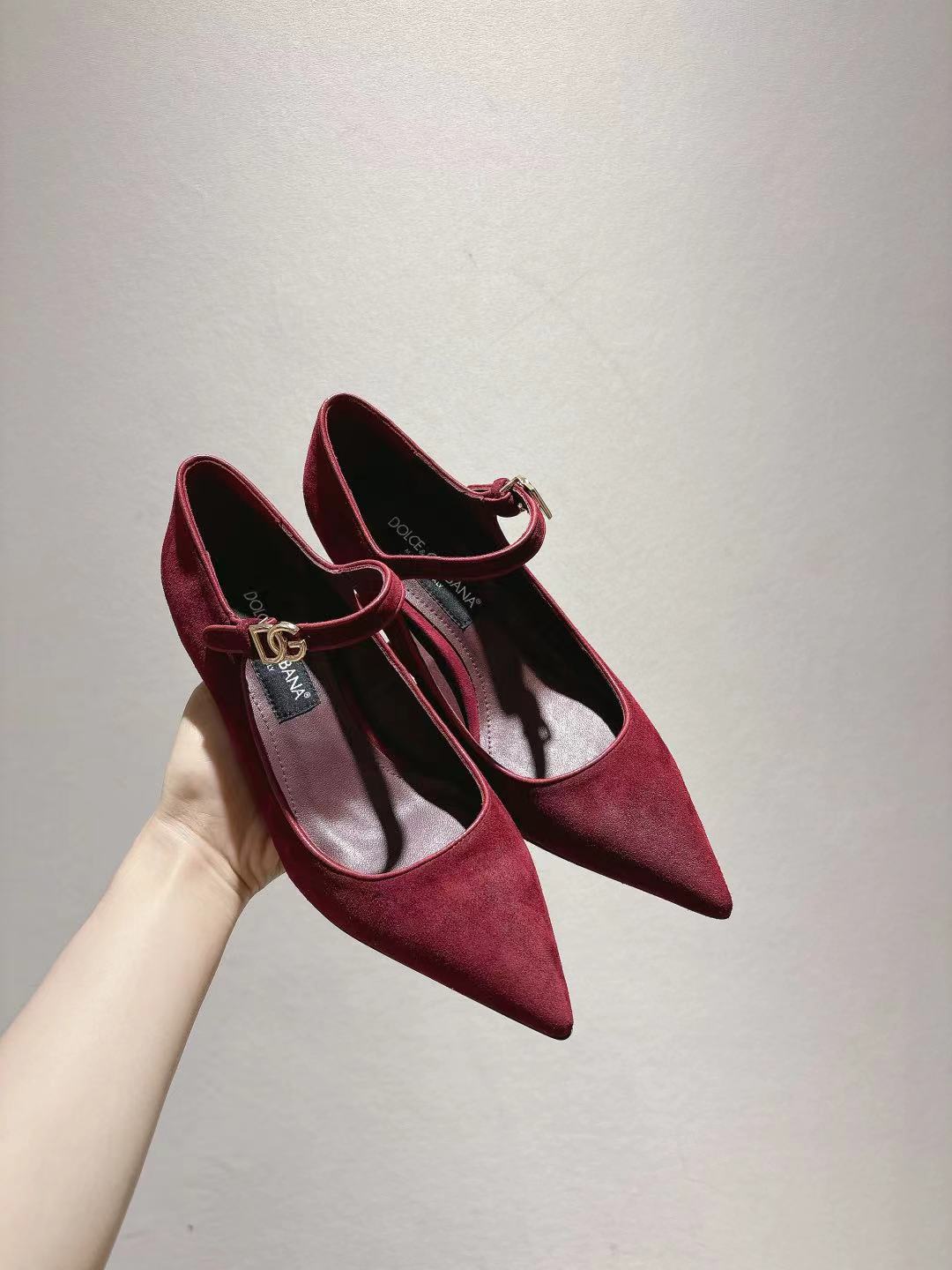 Dolce & Gabbana DG Women's Pointed-Toe Leather Heels