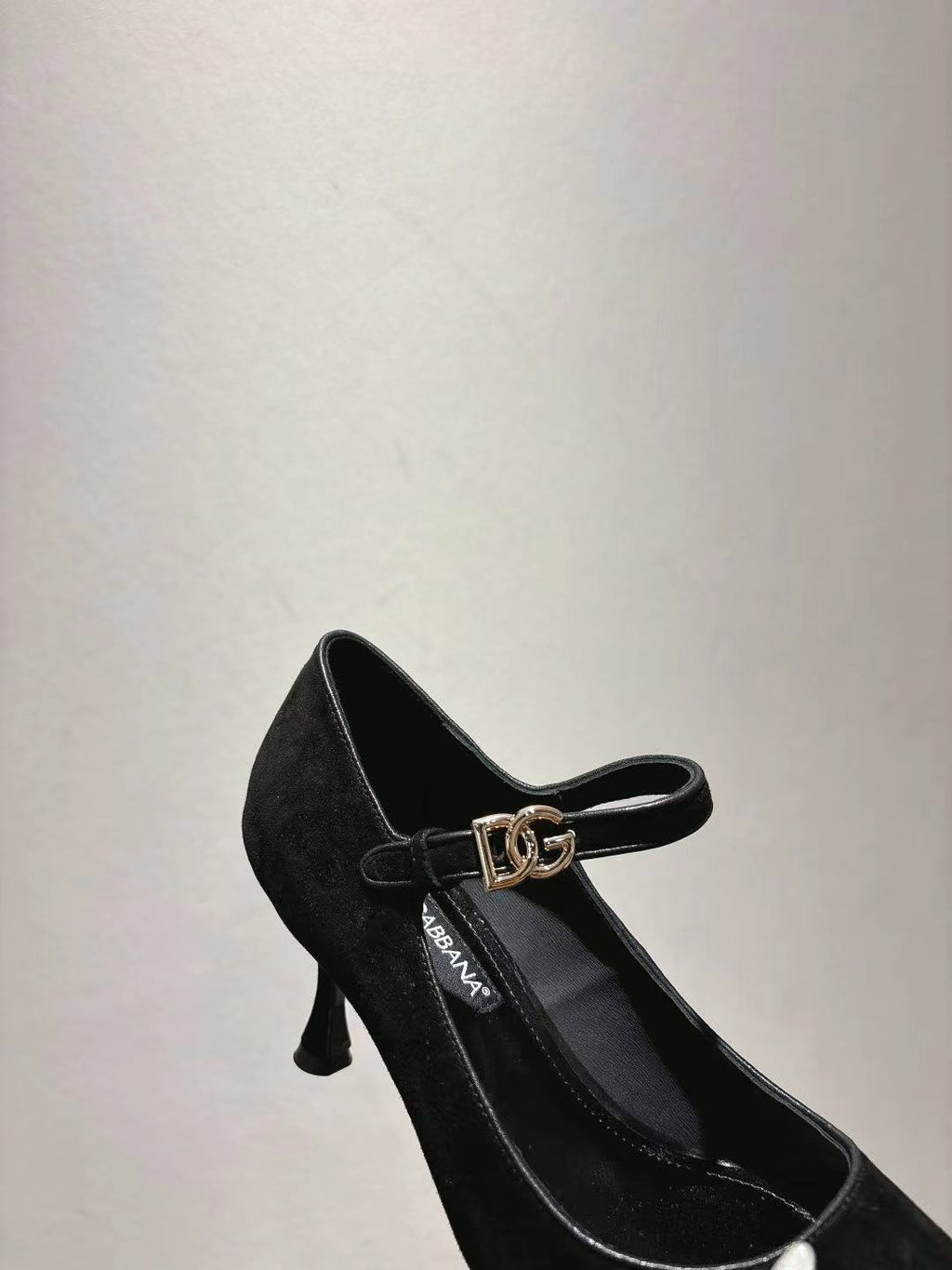 Dolce & Gabbana DG Women's Pointed-Toe Leather Heels