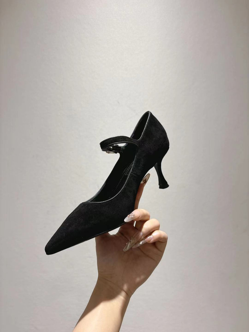 Dolce & Gabbana DG Women's Pointed-Toe Leather Heels