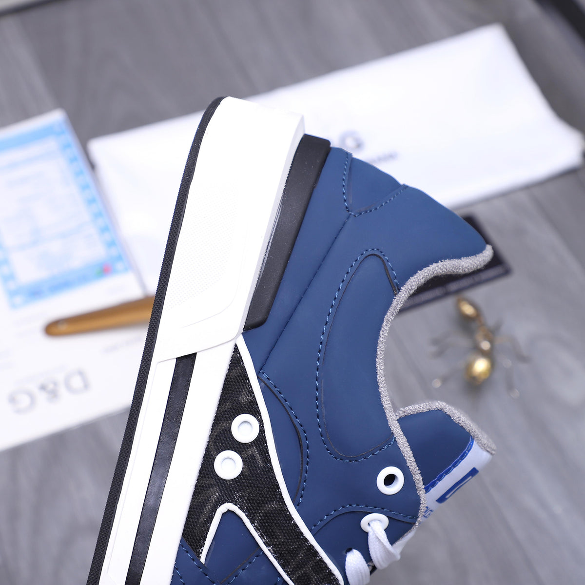Dolce & Gabbana DG Couple's Casual Sneakers