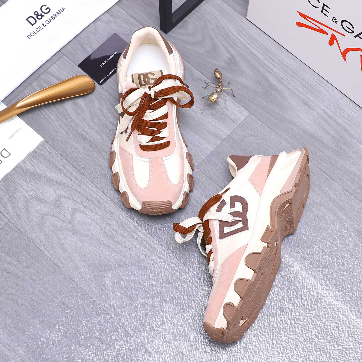 Dolce & Gabbana DG Couple's Suede Casual Sneakers