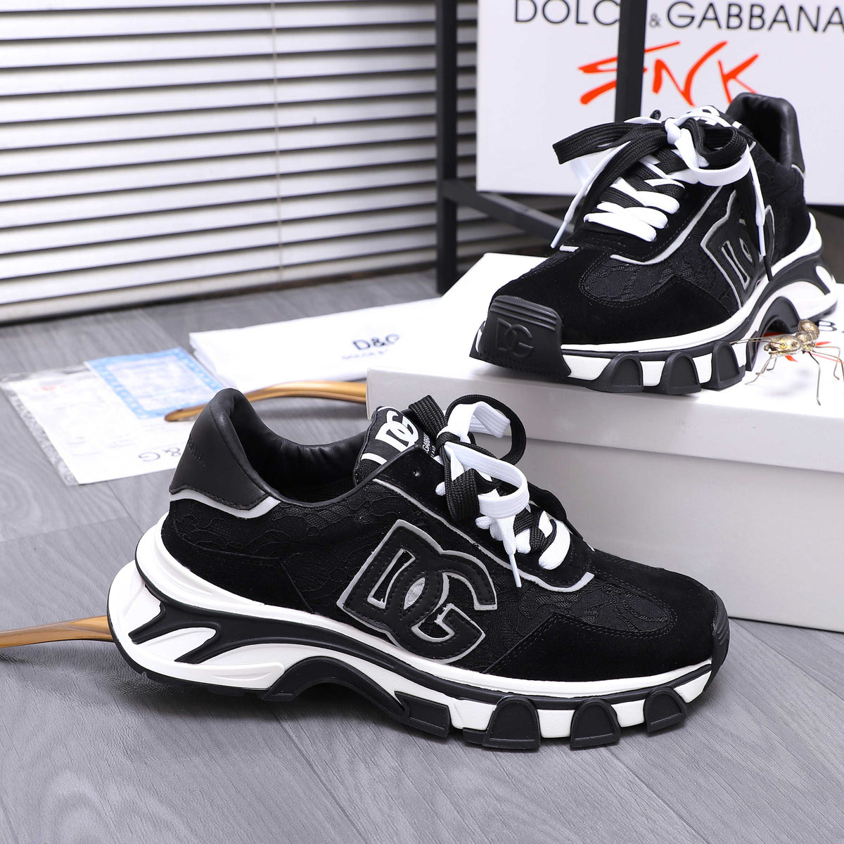 Dolce & Gabbana DG Couple's Suede Casual Sneakers