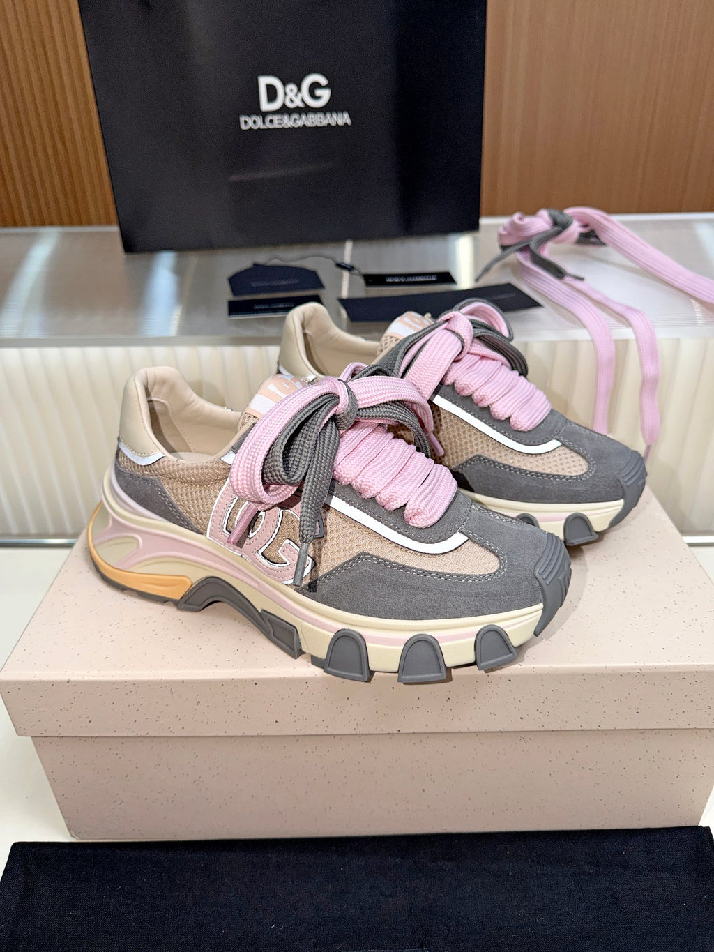 Dolce & Gabbana DG Couple's Oxford & Lace Sneakers