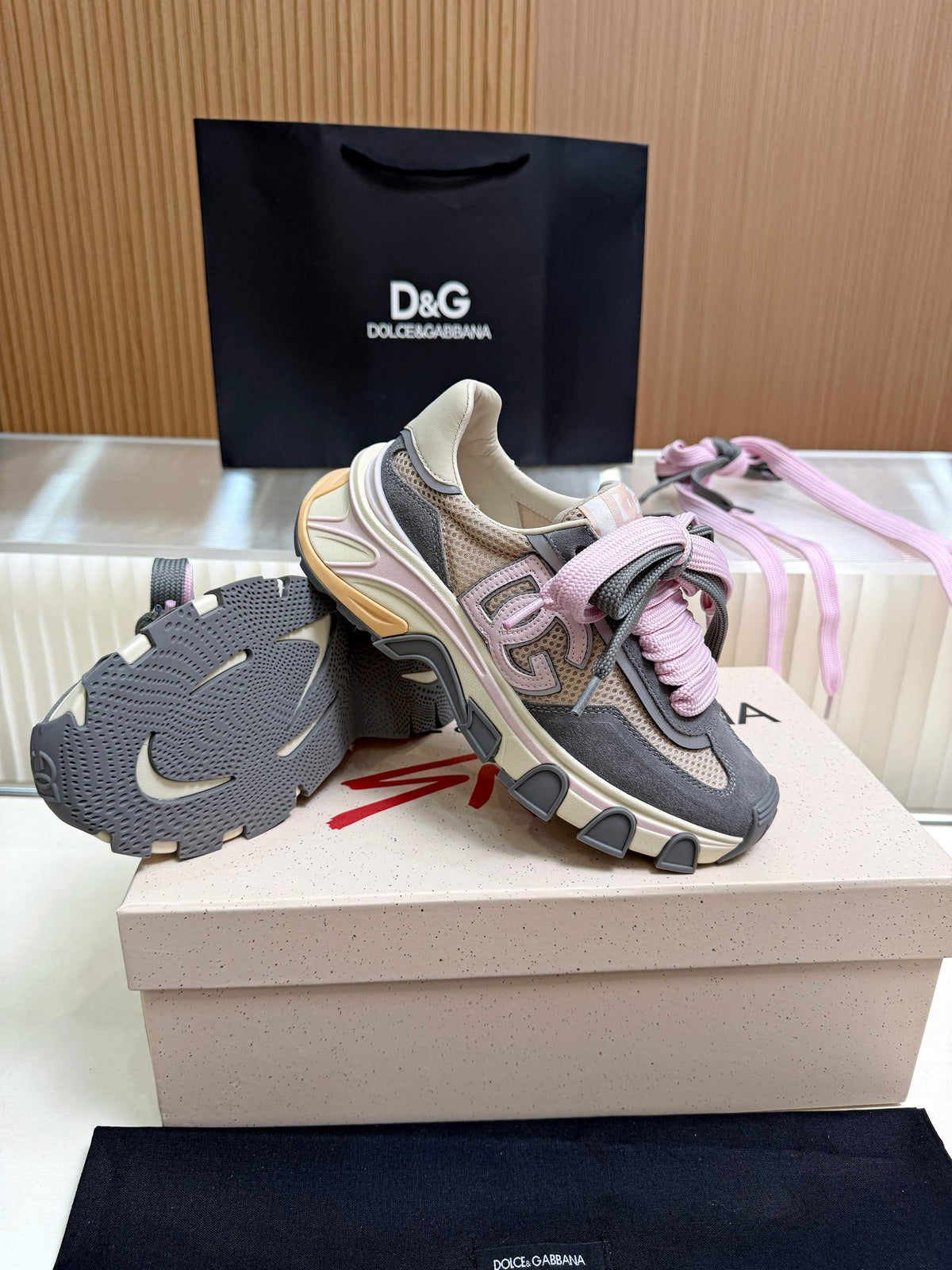 Dolce & Gabbana DG Couple's Oxford & Lace Sneakers