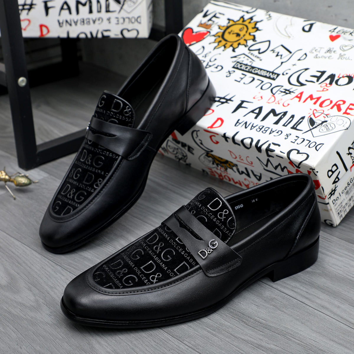 Dolce & Gabbana DG Men's Business Slip-On Dress Shoes with Metal Buckle