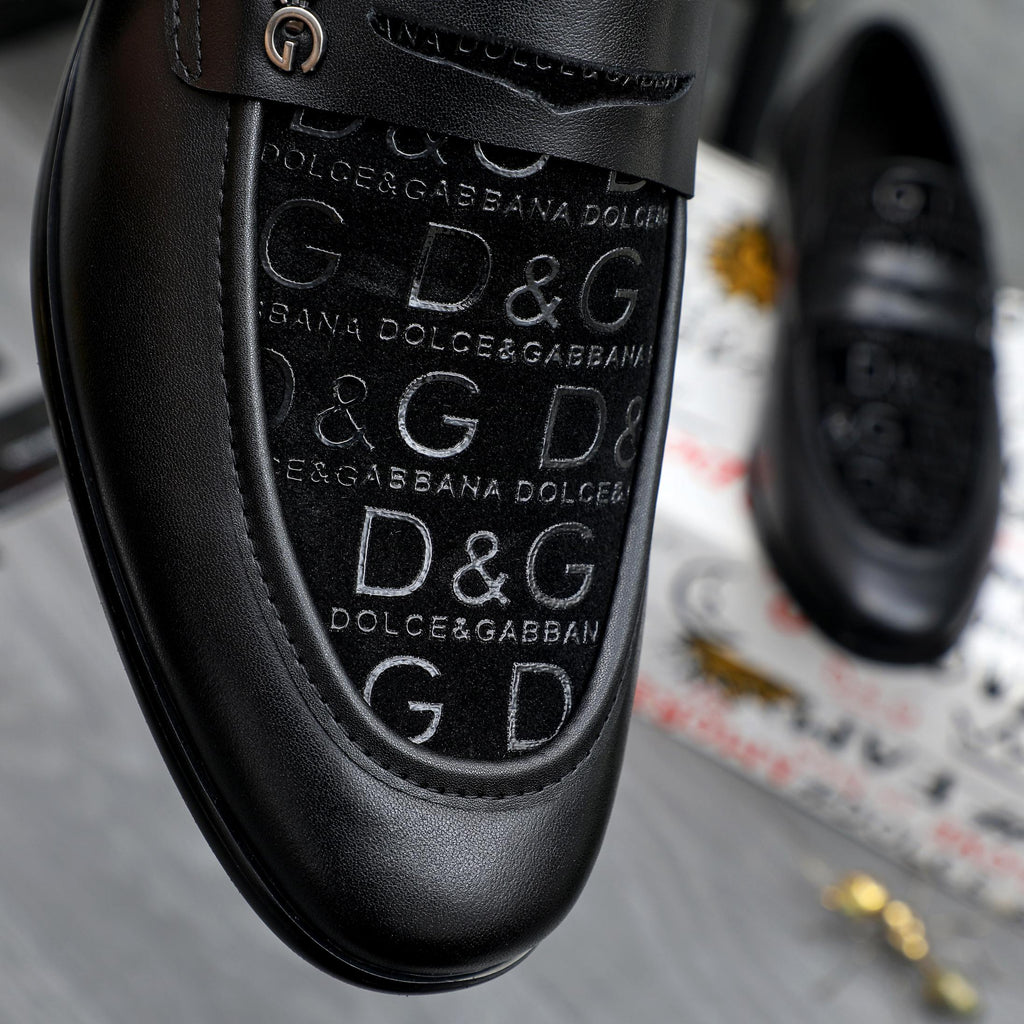 Dolce & Gabbana DG Men's Business Slip-On Dress Shoes with Metal Buckle