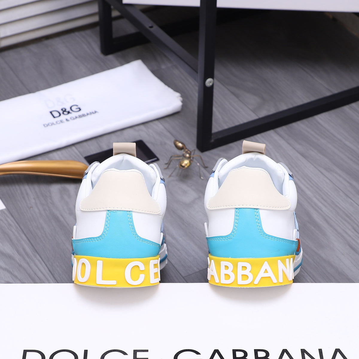 Dolce & Gabbana DG Couple's Casual Sneakers