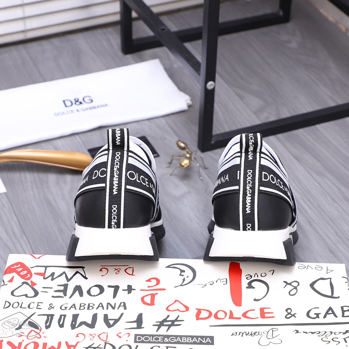 Dolce & Gabbana DG Couple's Suede Casual Sneakers