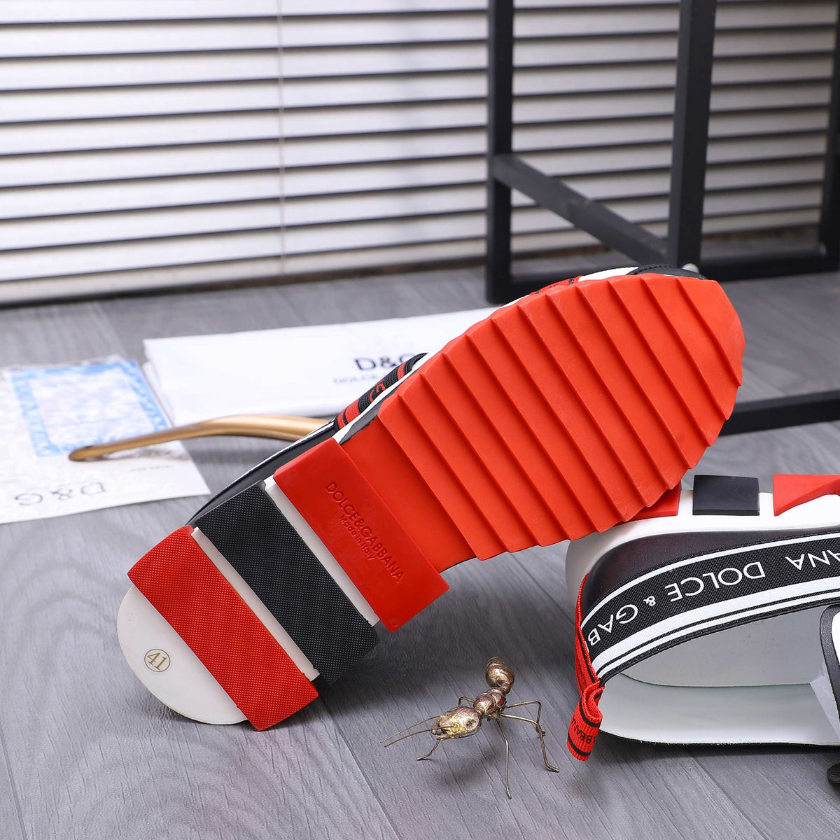 Dolce & Gabbana DG Couple's Suede Casual Sneakers