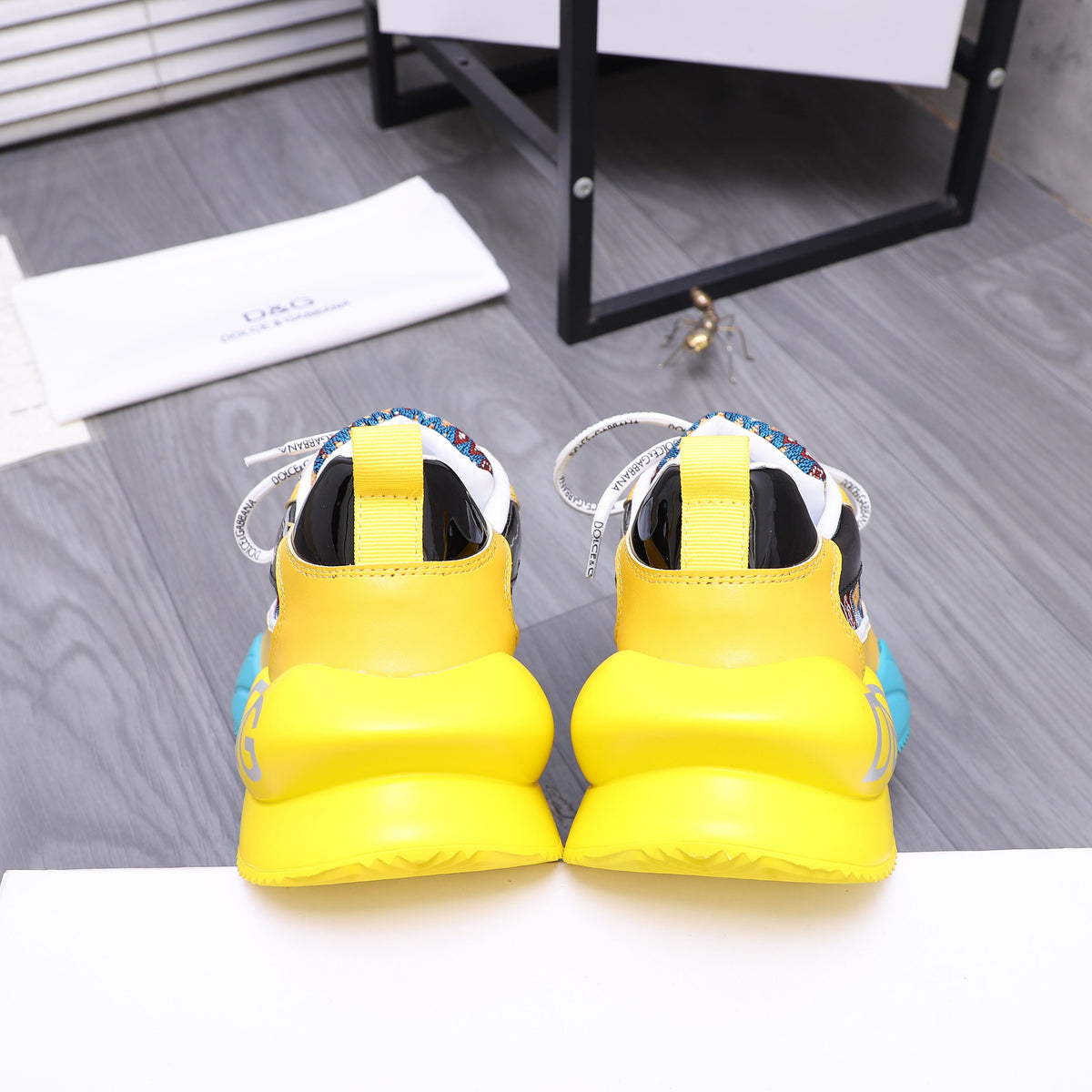 Dolce & Gabbana DG Couple's Suede Casual Sneakers