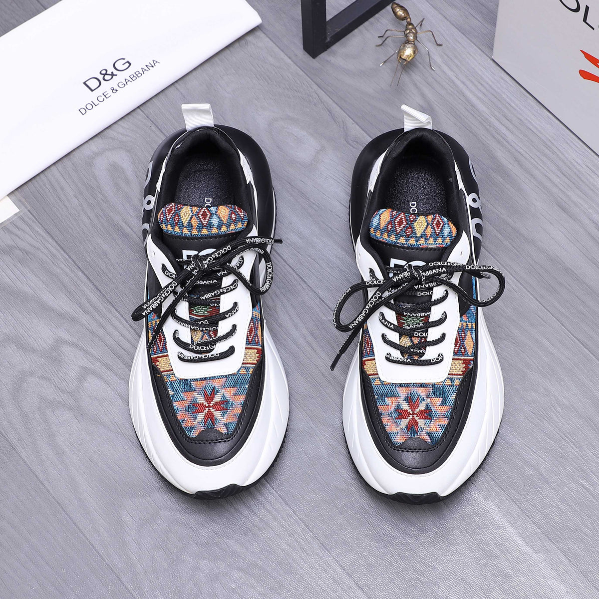 Dolce & Gabbana DG Couple's Suede Casual Sneakers
