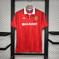 Manchester United 1993-94 Home Retro Jersey – Umbro Red Sharp Cantona Giggs Keane Scholes Beckham Ferguson Premier League Collectible Football Shirt