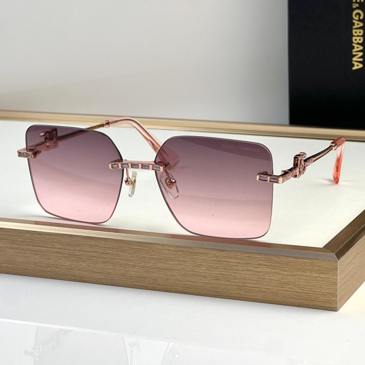 Dolce & Gabbana DG Sunglasses – Oversized Square Frame with Crystal DG Logo | Gold & Black